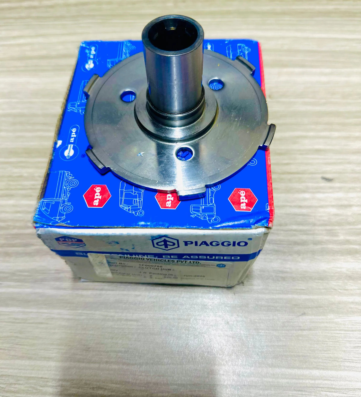CLUTCH HUB 1F000755