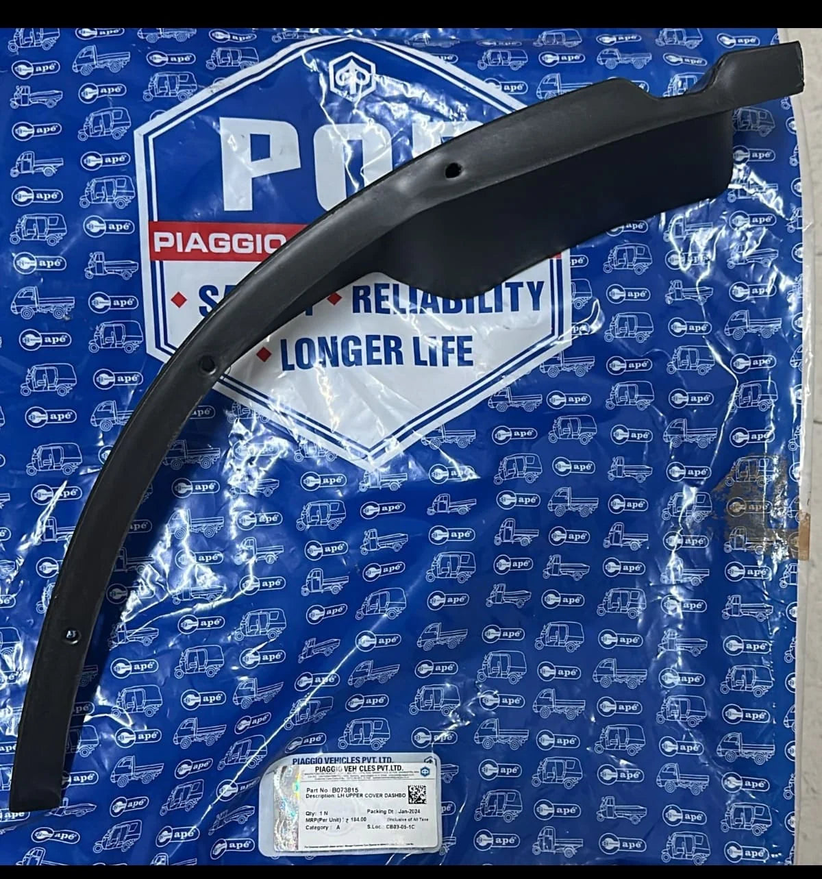 LH UPPER COVER DASHBOARD B073815